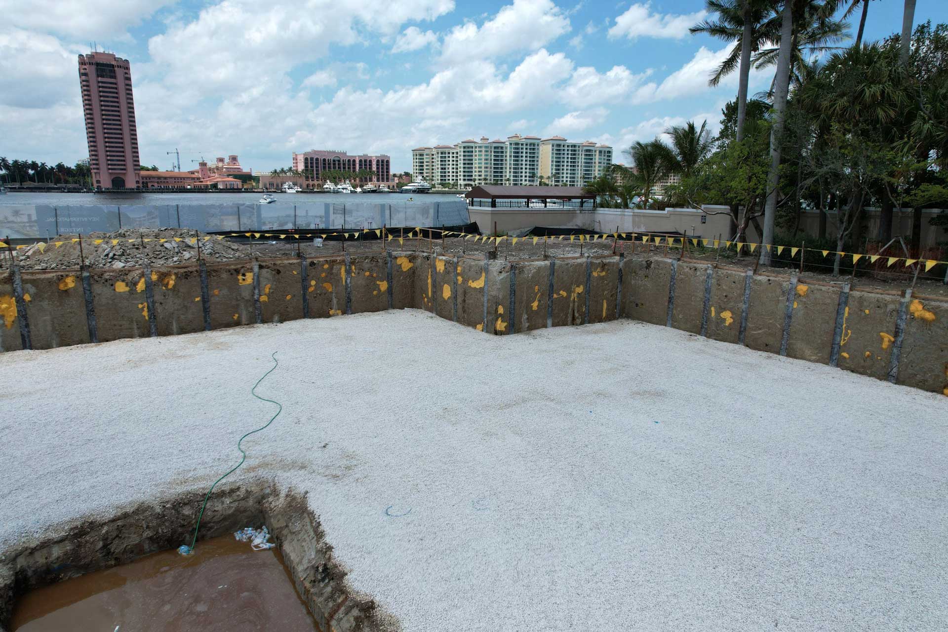 Boca Beach House Soil Mix Walls